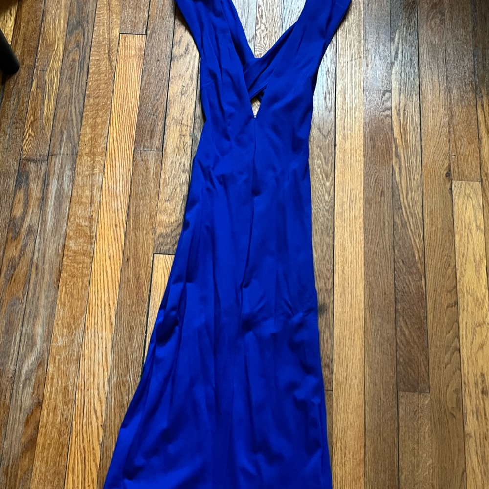 Blue Bodycon dress! Great Condition, worn once! Size: S crisscross straps